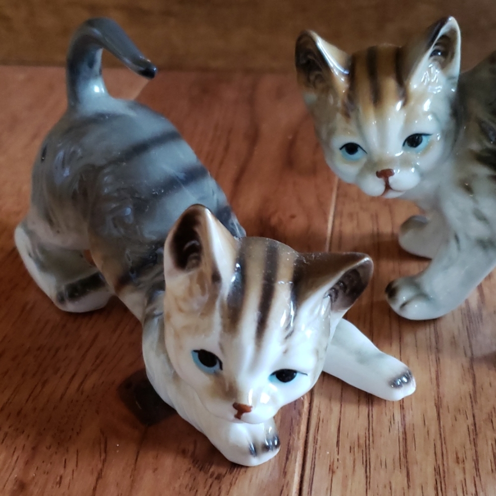 Bone China Cat Pair